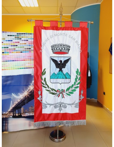 Gonfalone ricamato
