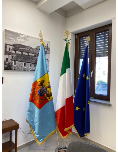 Kit bandiere da interno a 3 posti Oro con...