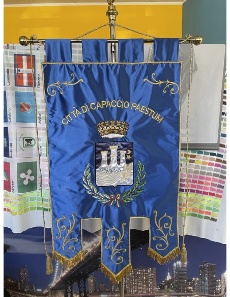 Gonfalone Ricamato Comuni (con code)