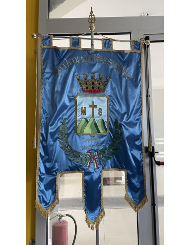 Gonfalone Ricamato Comuni (con code)