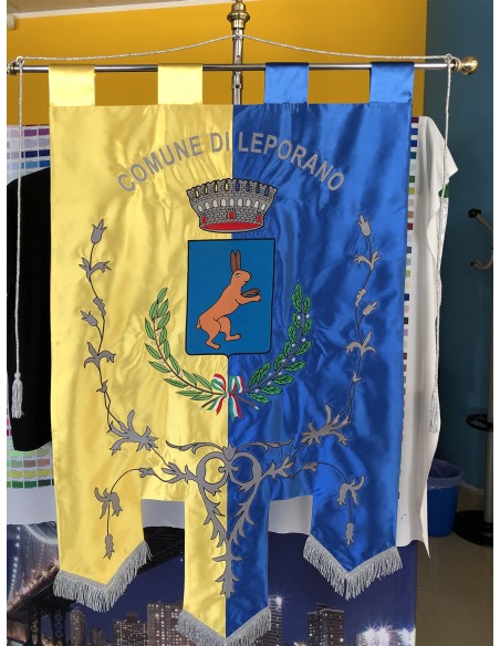 Gonfalone Ricamato Comuni (con code)