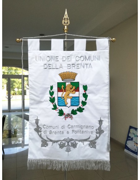 Gonfalone ricamato