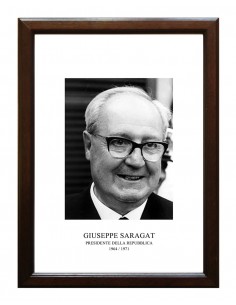 Quadro con foto del Presidente della Repubblica Gronchi