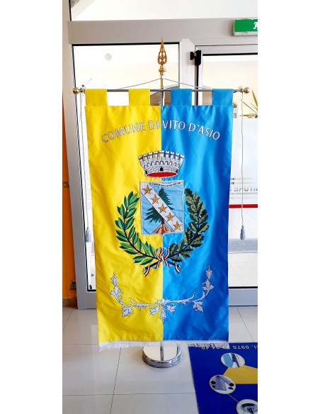 Gonfalone ricamato
